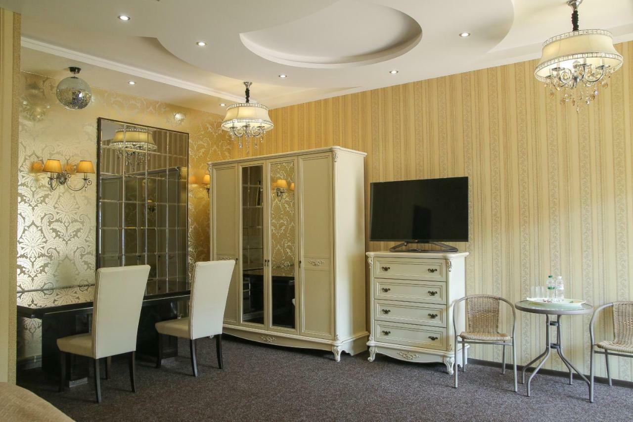 Hotel Villa Venice Vinnytsia Extérieur photo
