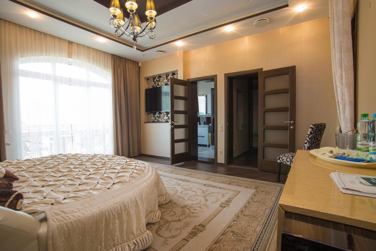 Hotel Villa Venice Vinnytsia Extérieur photo